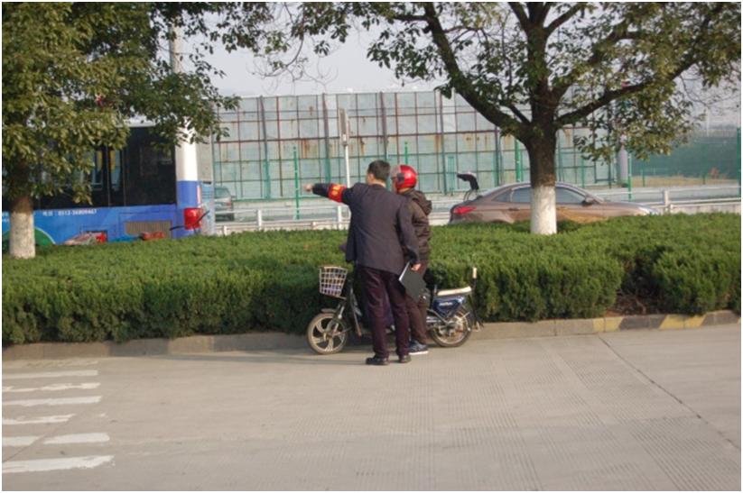 市公交公司加強(qiáng)源頭管控 全力打造平安春運(yùn).JPG 市公交公司加強(qiáng)源頭管控 全力打造平安春運(yùn).JPG