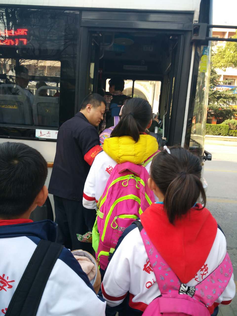 clip_image001.jpg clip_image001.jpg