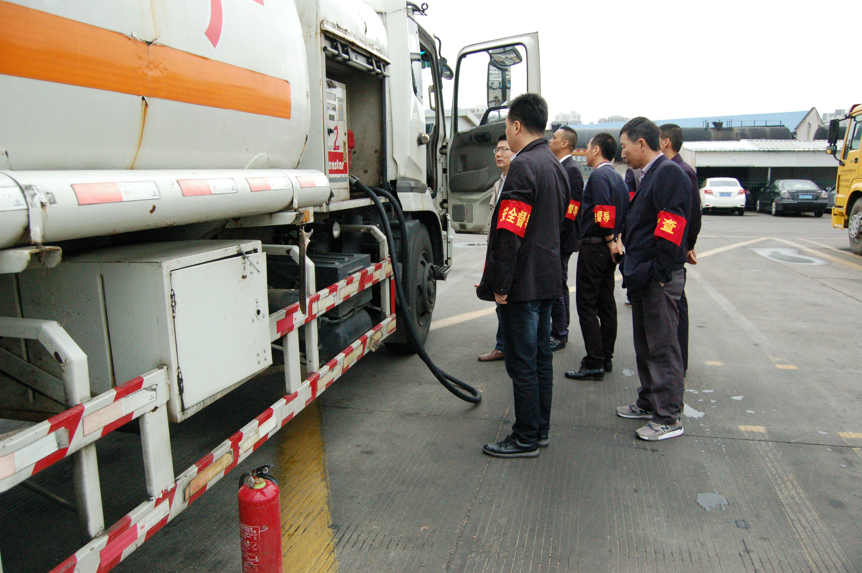 clip_image001.jpg clip_image001.jpg