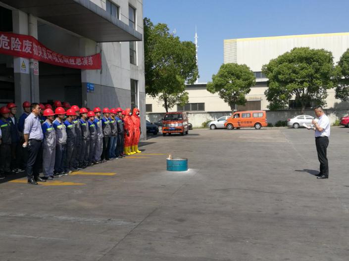 clip_image005.jpg clip_image005.jpg