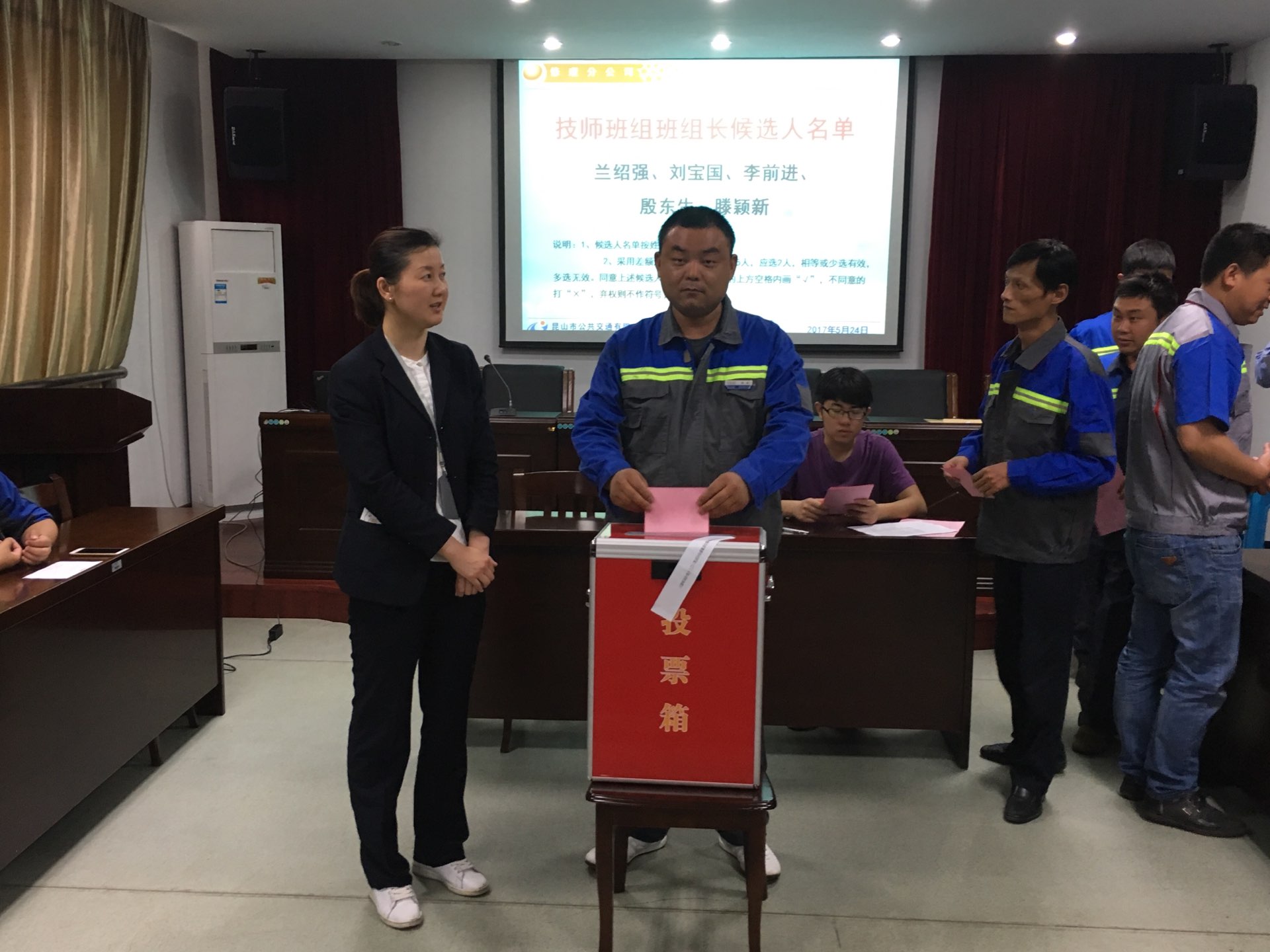 clip_image005.jpg clip_image005.jpg