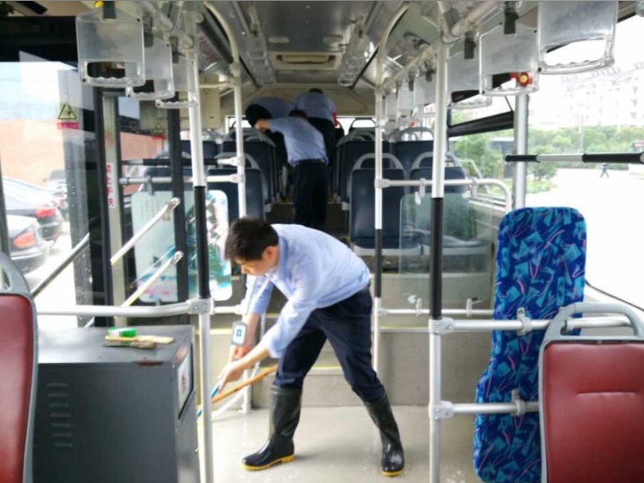 clip_image003.jpg clip_image003.jpg