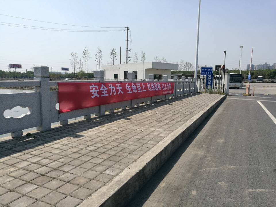 clip_image005.jpg clip_image005.jpg