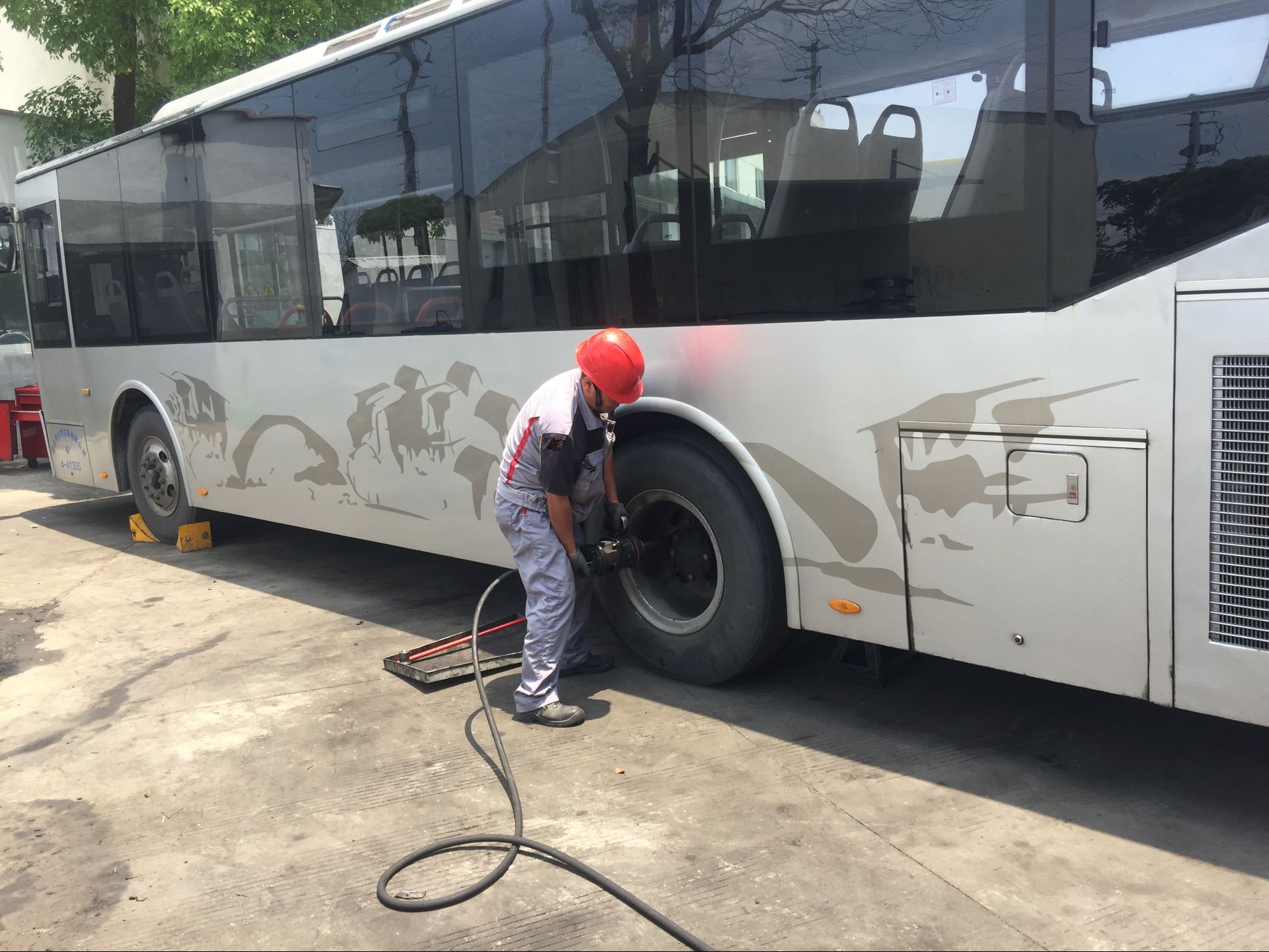 clip_image003.jpg clip_image003.jpg