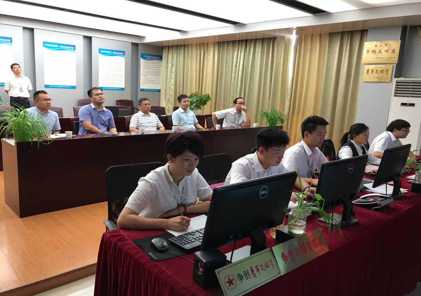 clip_image001.jpg clip_image001.jpg