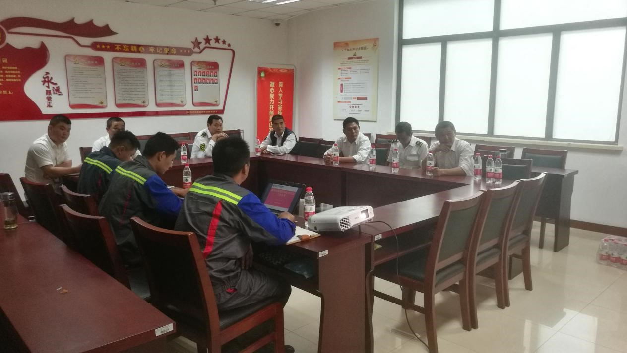 修理走訪調(diào)研2.jpg 修理走訪調(diào)研2.jpg