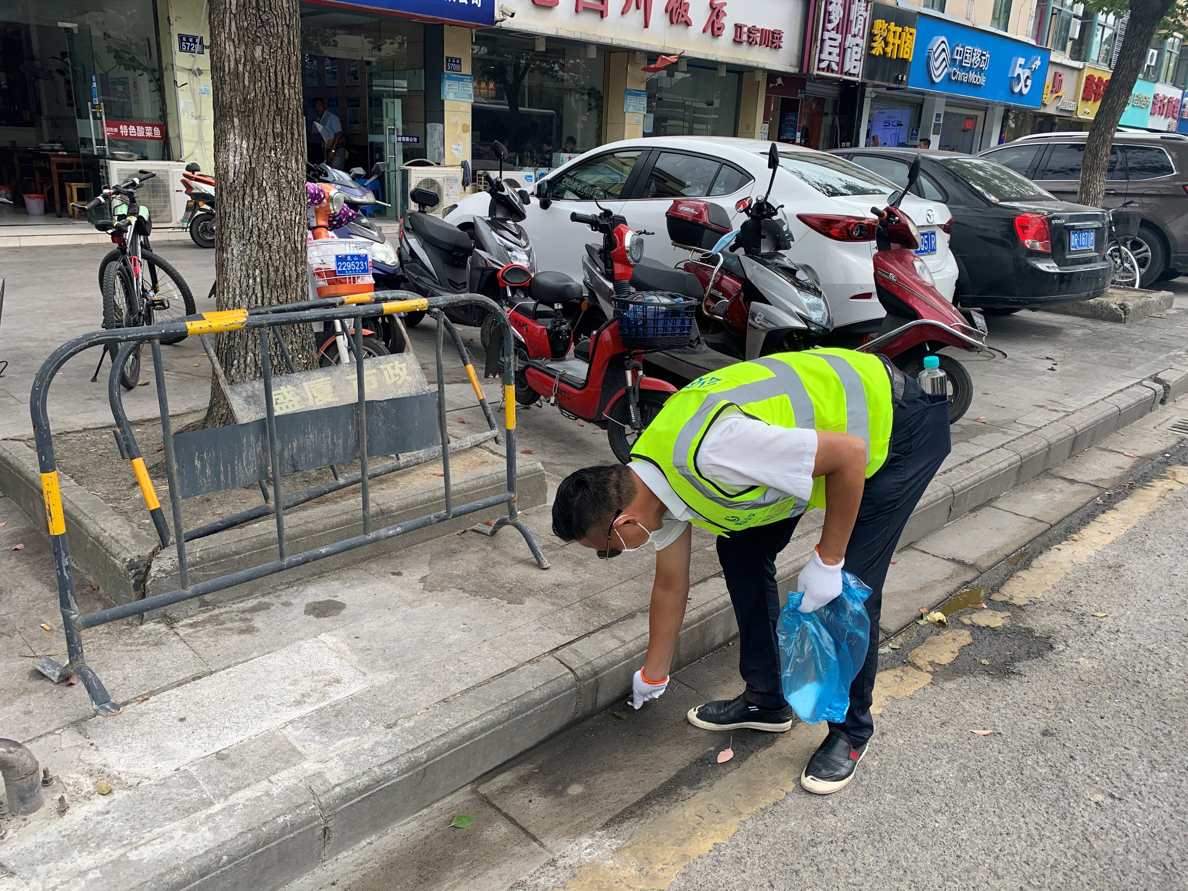 IMG_2138.JPG IMG_2138.JPG