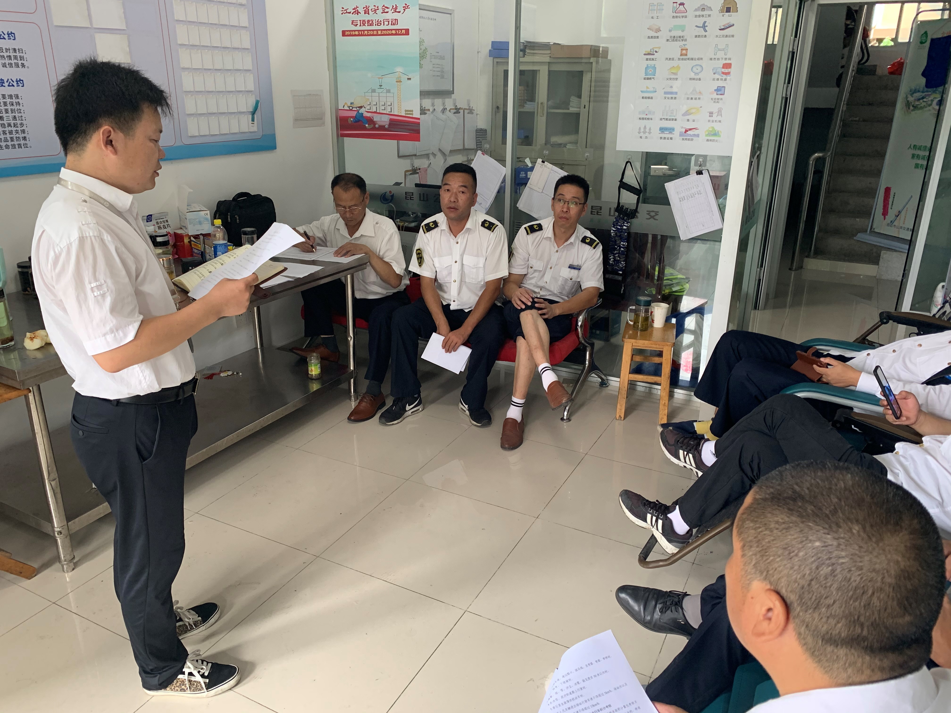 IMG_2122.JPG IMG_2122.JPG